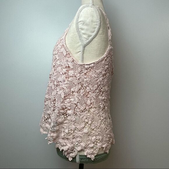 Forever 21 solid Pink Lace Tank Top Size M Feminine, Flowy floral asymmetrical ￼ - Picture 6 of 9
